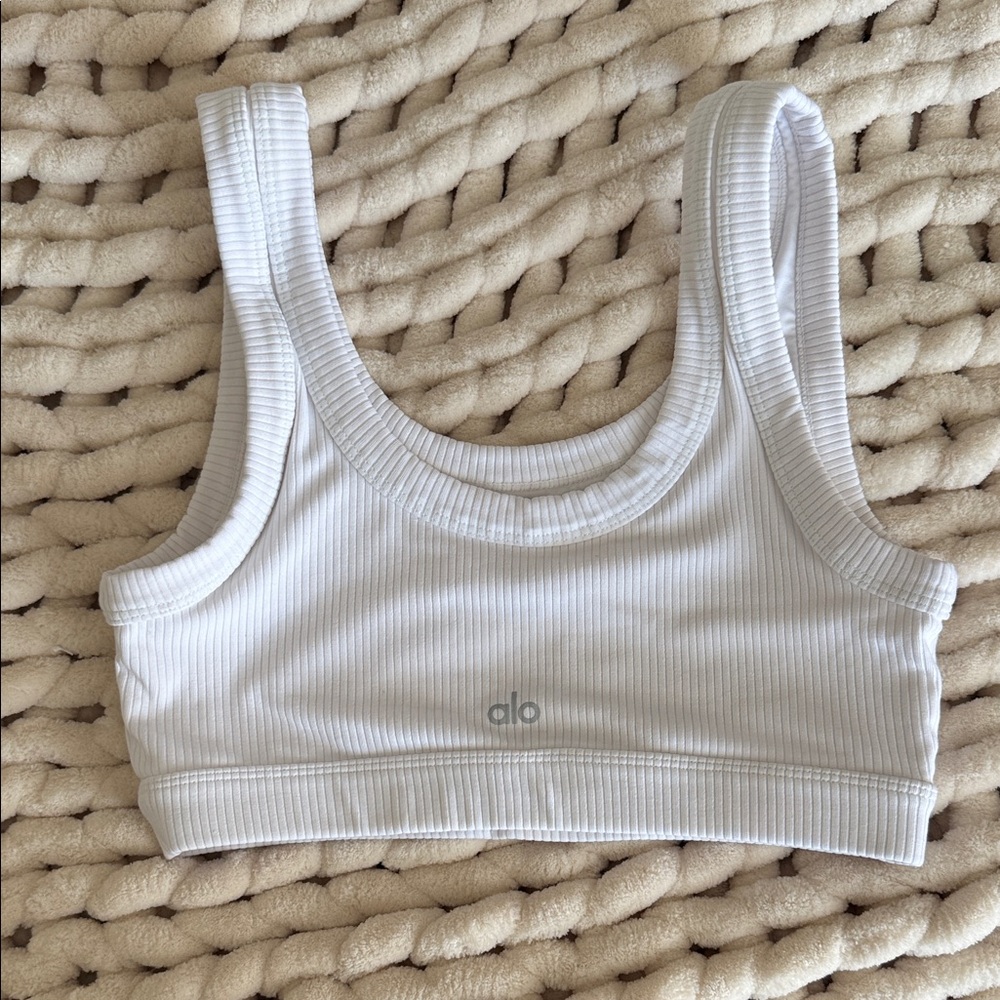 ALO Yoga Cream Ribbed Sports Bra